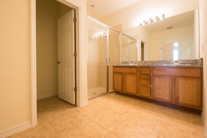 4409 Nw 32nd Ter - Photo 6 of 12