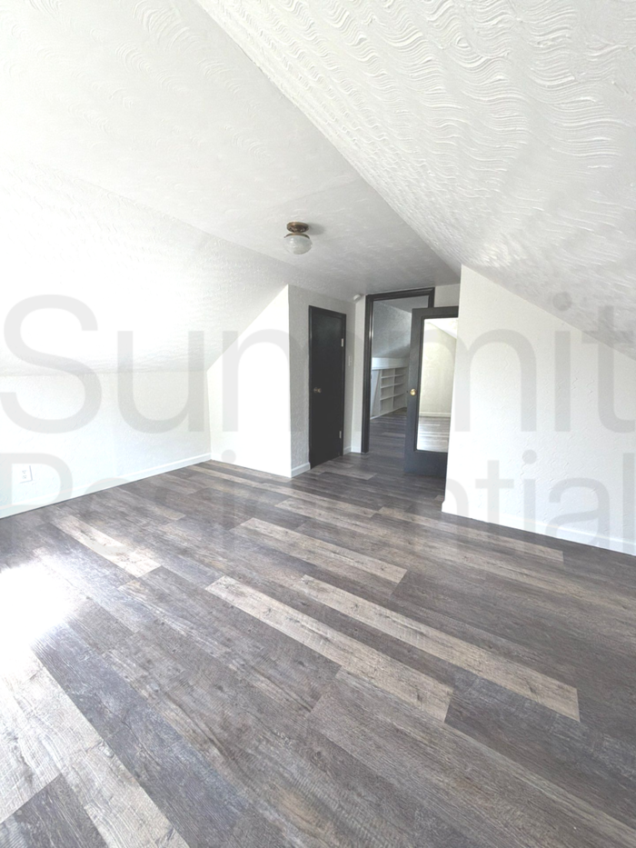 456 Timothy Ln - Photo 6 of 7