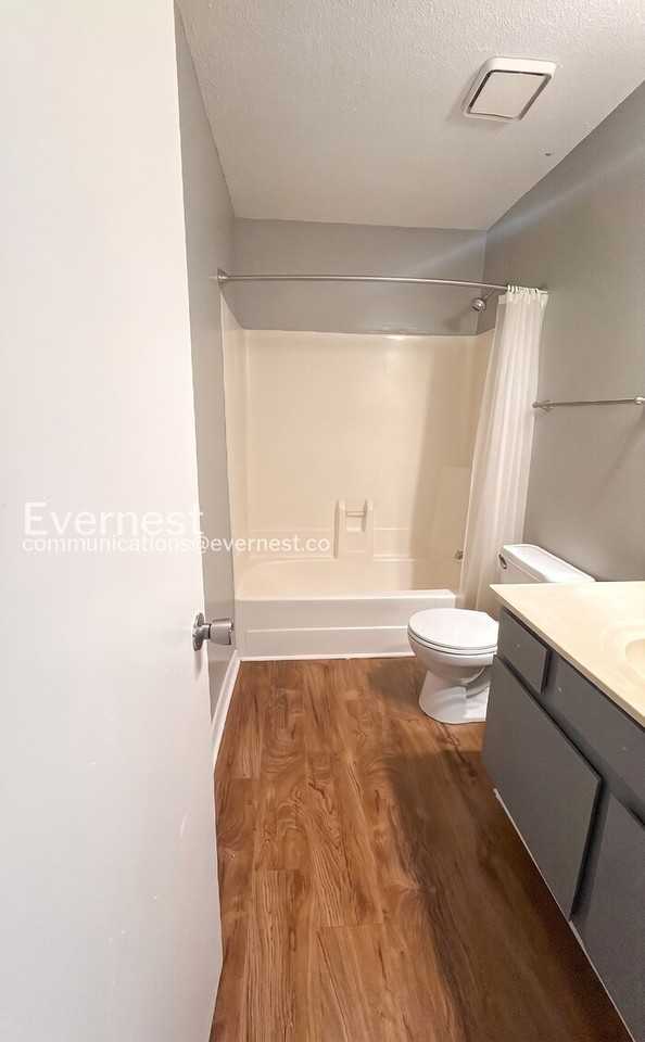 906 Candlewood Dr Nw #B - Photo 7 of 18