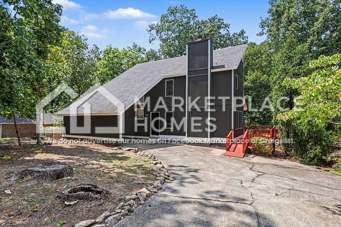 3252 Greenhill Ct - Photo 3 of 21