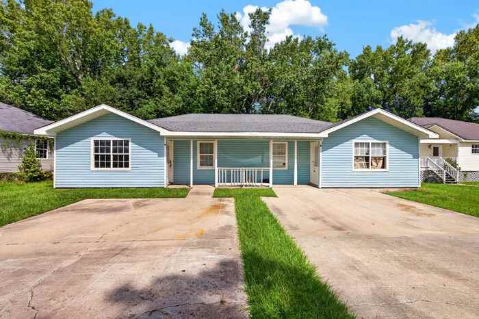 20017 Sunshine Dr #A - Photo 2 of 26