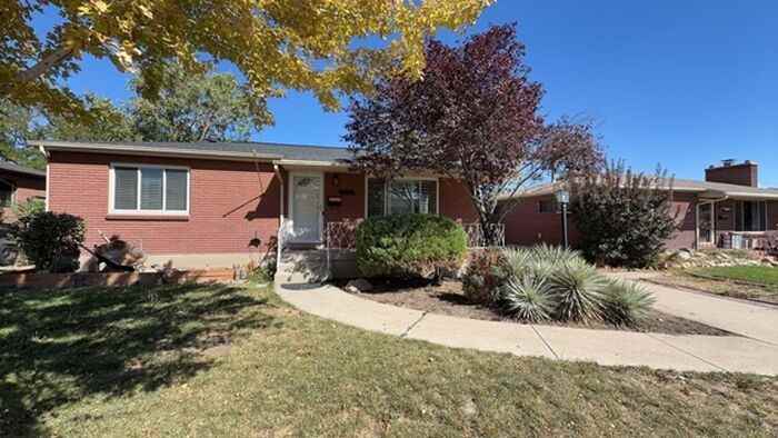 8350 W Mix Ave - Photo 2 of 26