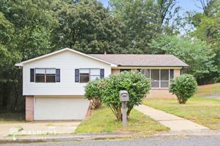712 2nd Pl - Photo 1 of 1