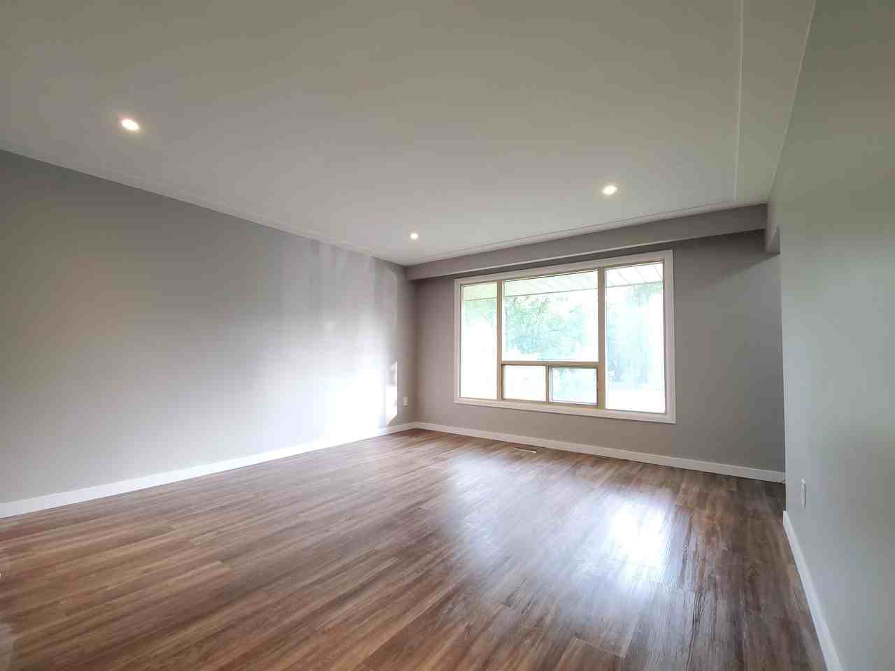 119 Limeridge Rd E - Photo 2 of 10
