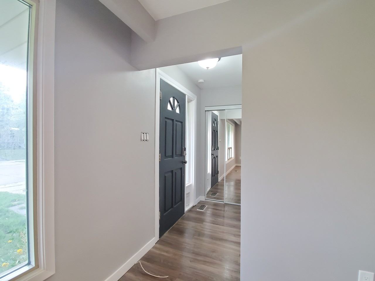 119 Limeridge Rd E - Photo 5 of 10