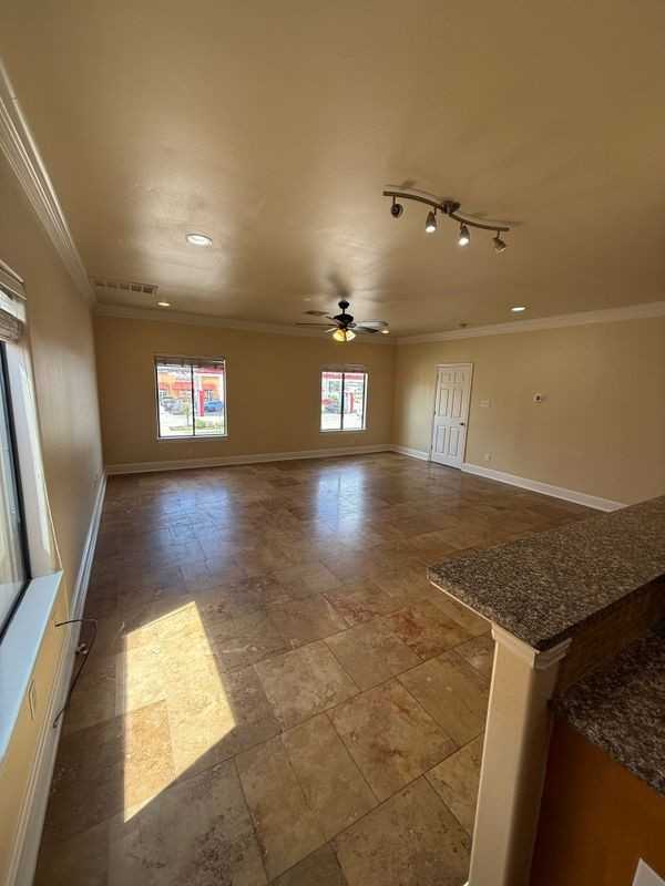 4709 Scott St ##A - Photo 5 of 15