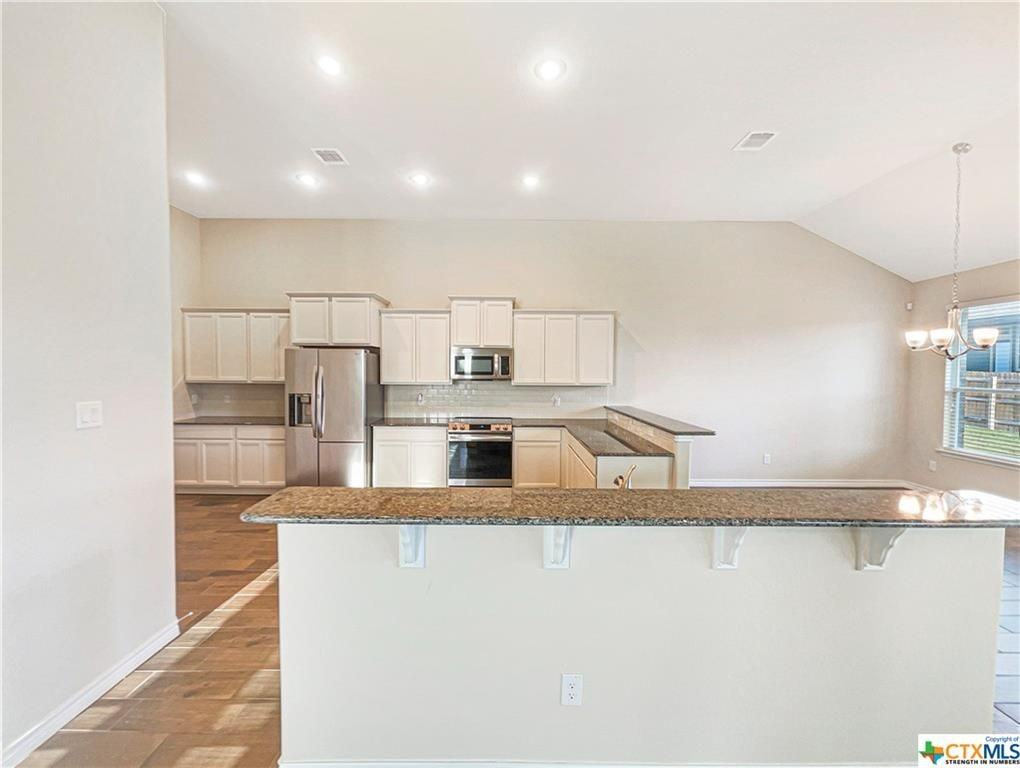 4702 Guildford Dr - Photo 7 of 22