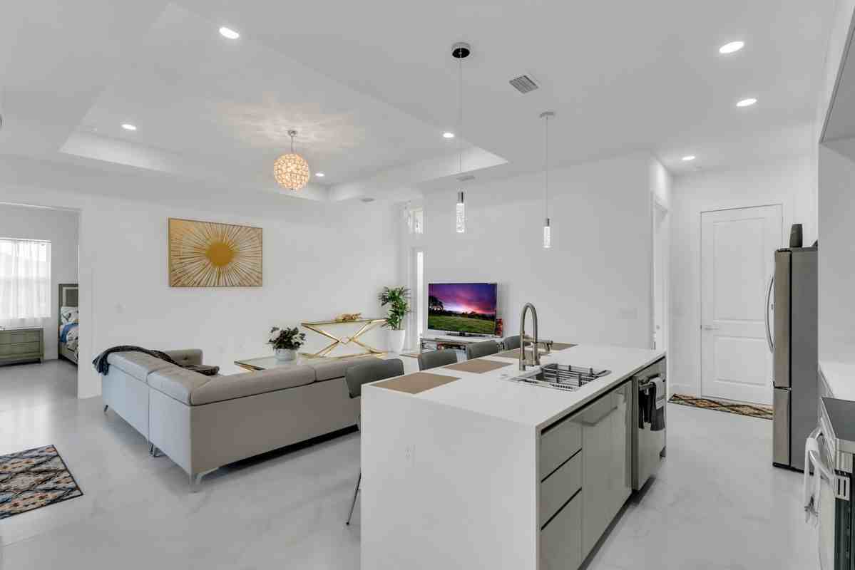 13454 Ingraham Blvd - Photo 6 of 35
