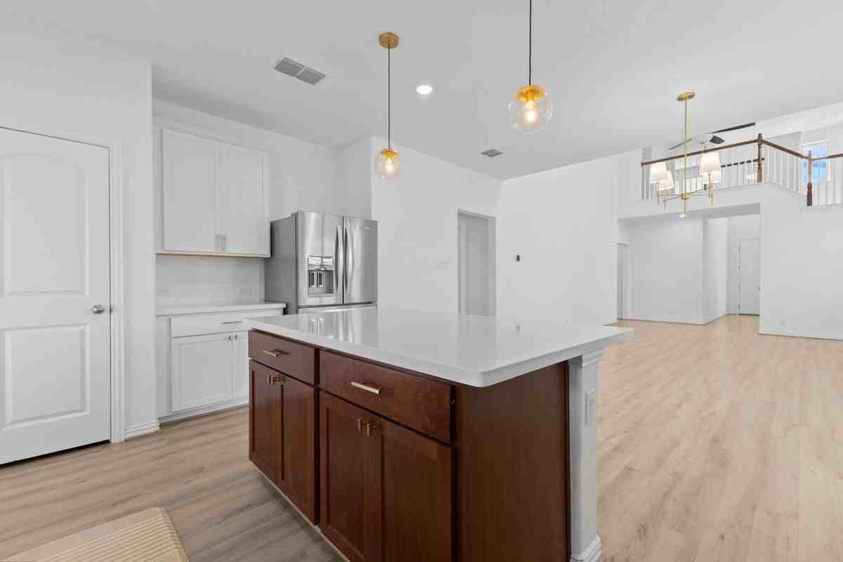 1994 Flametree Ave - Photo 6 of 34
