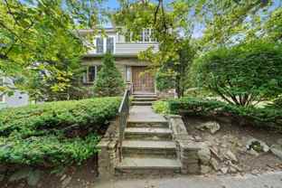 11 Roseland Rd - Photo 1 of 1