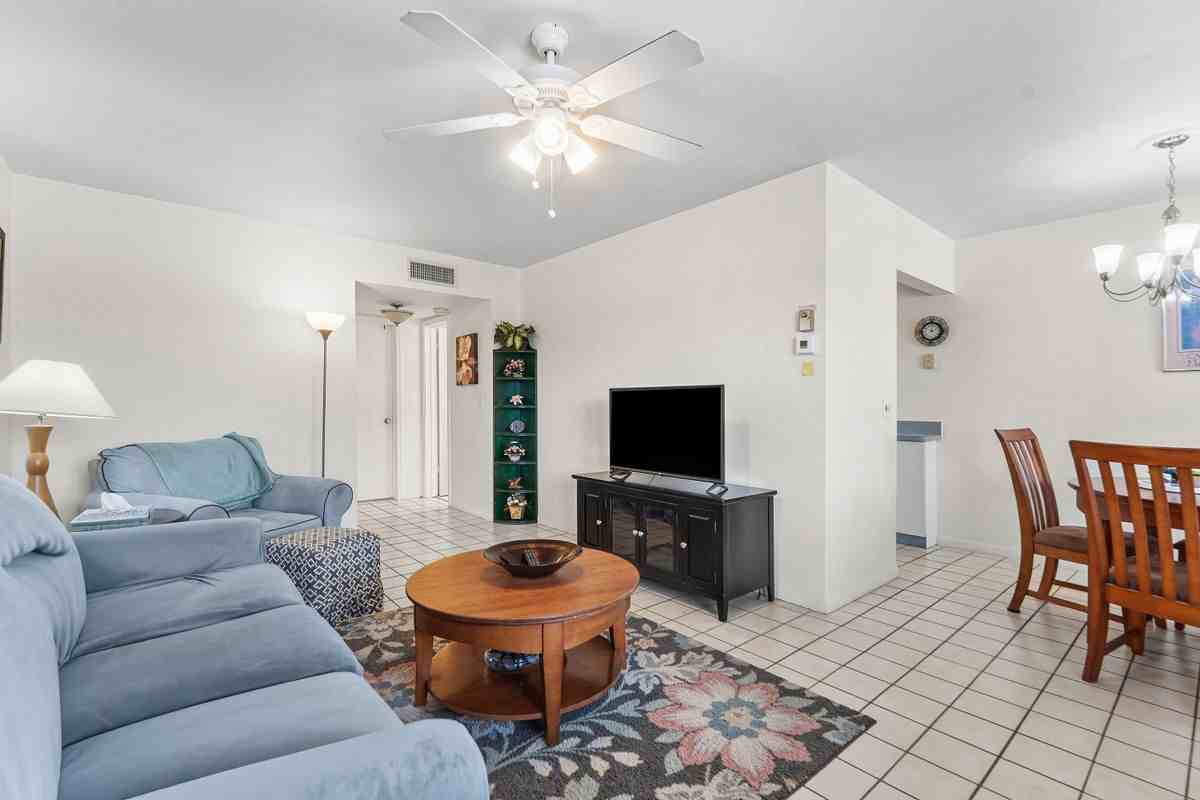 3160 Lake Osborne Dr Bldg 6 - Photo 4 of 37
