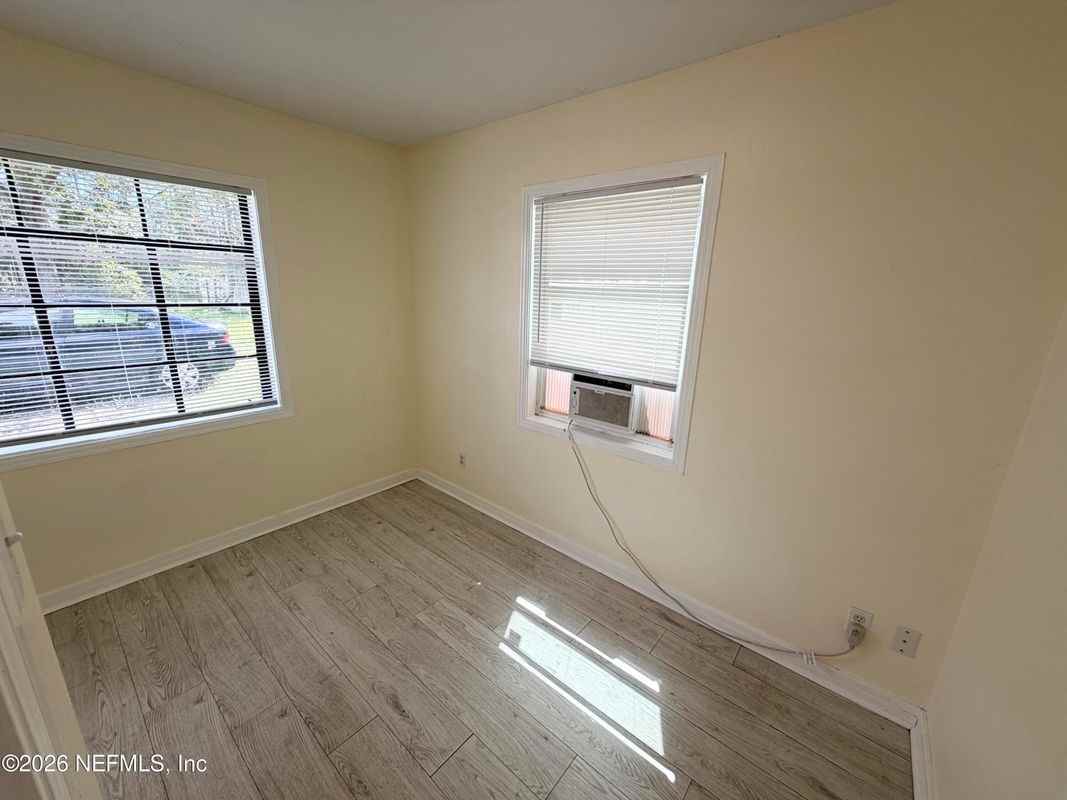 2056 Navaho Ave - Photo 4 of 8