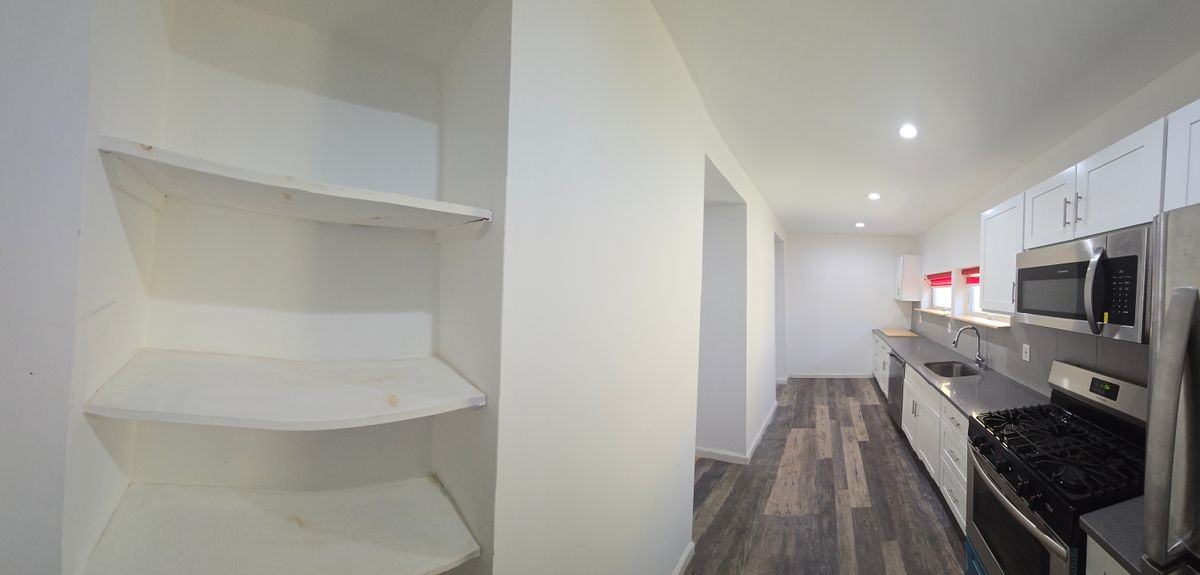130 Van Dyke St ##2 - Photo 3 of 14