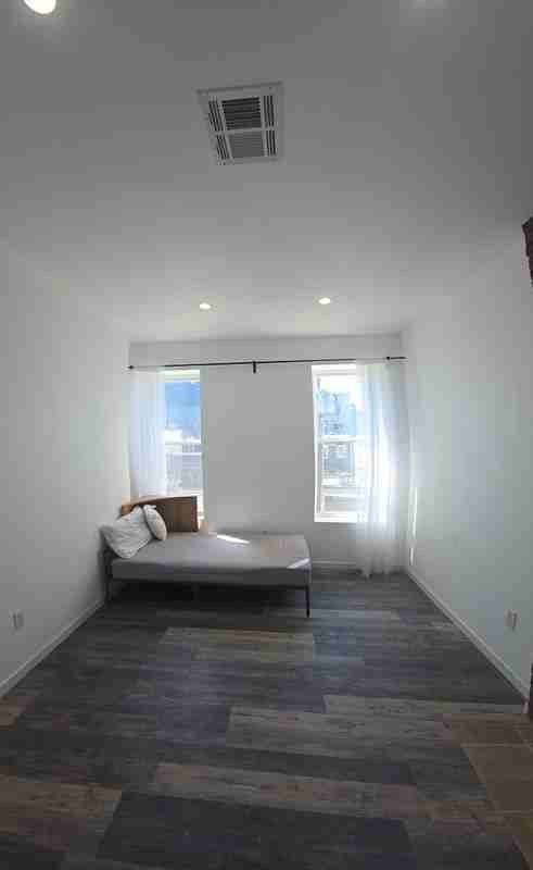 130 Van Dyke St ##2 - Photo 5 of 14