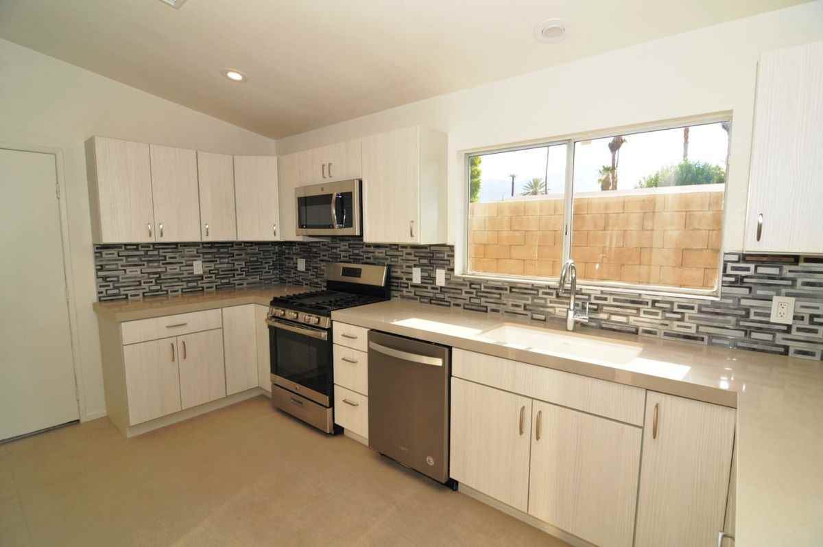 68050 Espada Rd - Photo 2 of 22