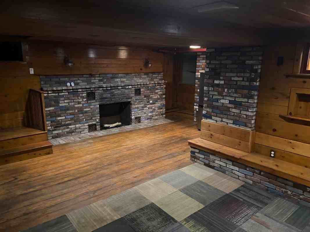 40 Maple Grove Ave - Photo 2 of 11