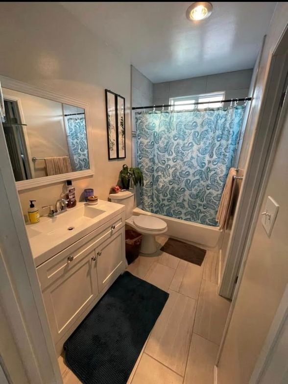 446 E Silva St - Photo 7 of 9