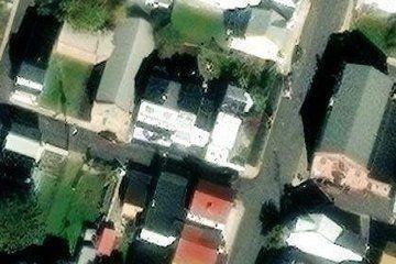 206 Carbon St - Photo 2 of 3