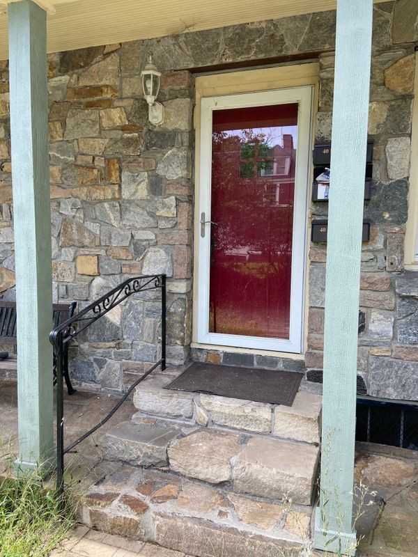 40 Maple Grove Ave - Photo 2 of 11