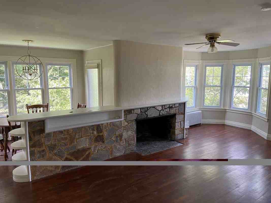 40 Maple Grove Ave - Photo 4 of 11