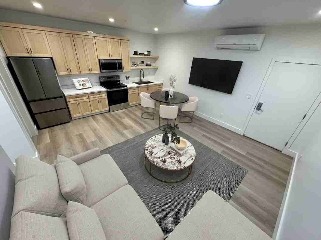 3108 Seacrest Ave ##101 - Photo 5 of 9