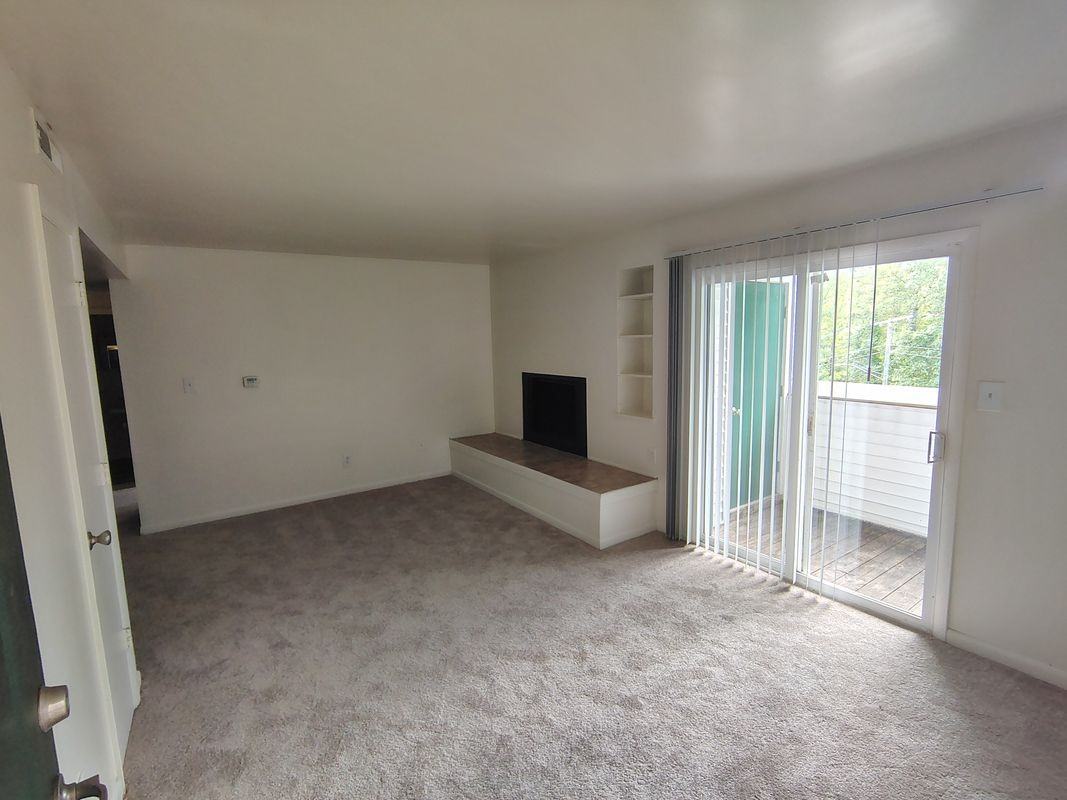 600 Reusens Rd ##N - Photo 4 of 11