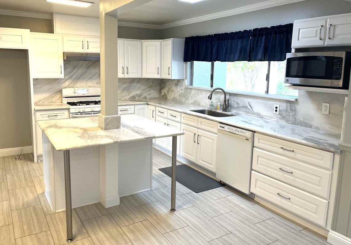 1879 Carol Dr - Photo 2 of 14