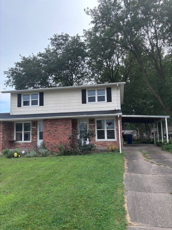 2412 Shaker Ct