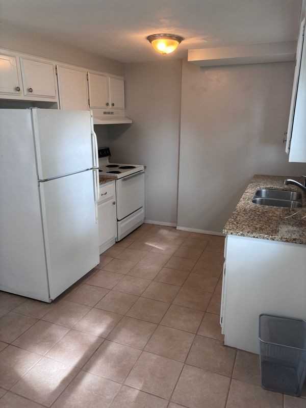 2412 Shaker Ct - Photo 3 of 14