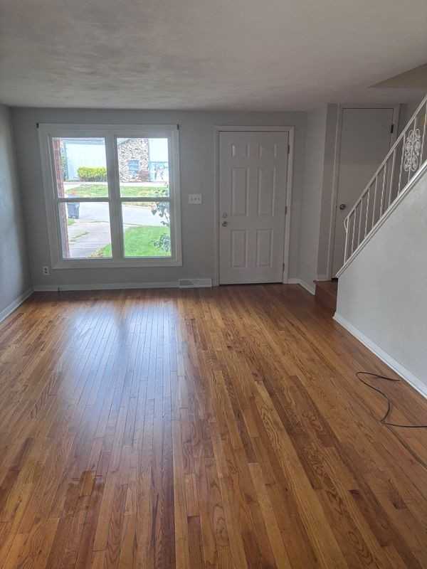2412 Shaker Ct - Photo 4 of 14