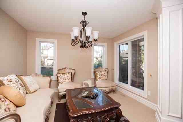 2604 Bowen Way Sw - Photo 2 of 18