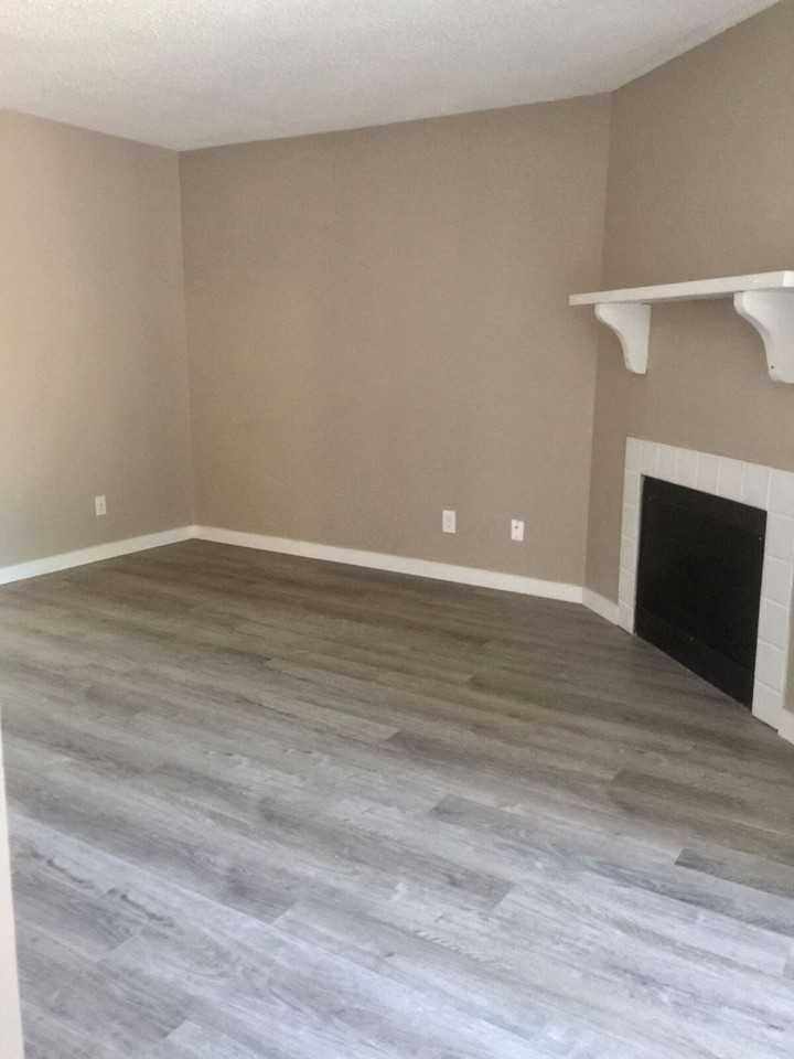 10404 - 10404 24 Ave Nw - Photo 5 of 20
