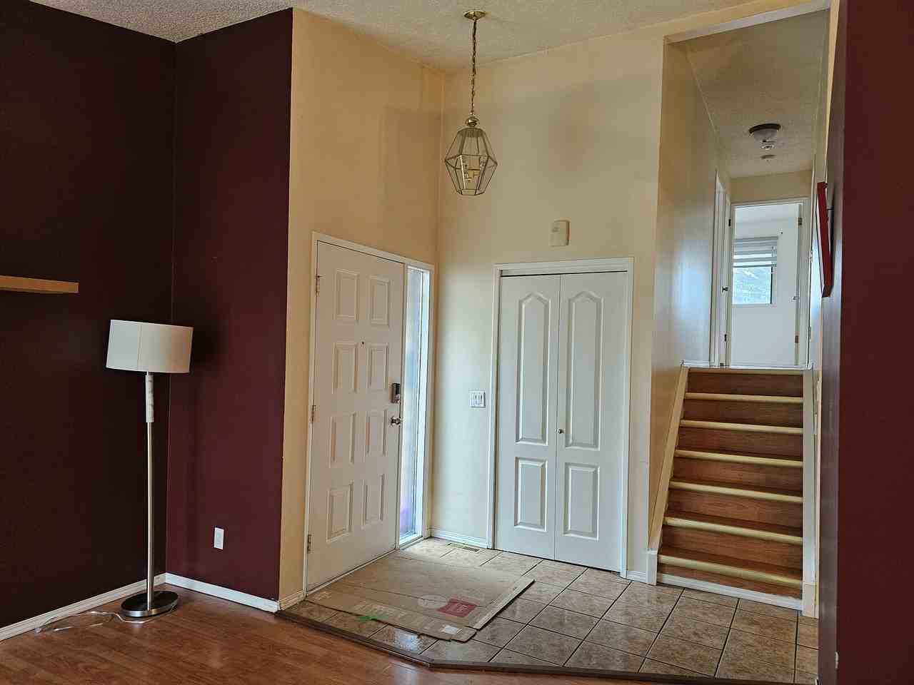 3412 64 St Ne - Photo 4 of 13