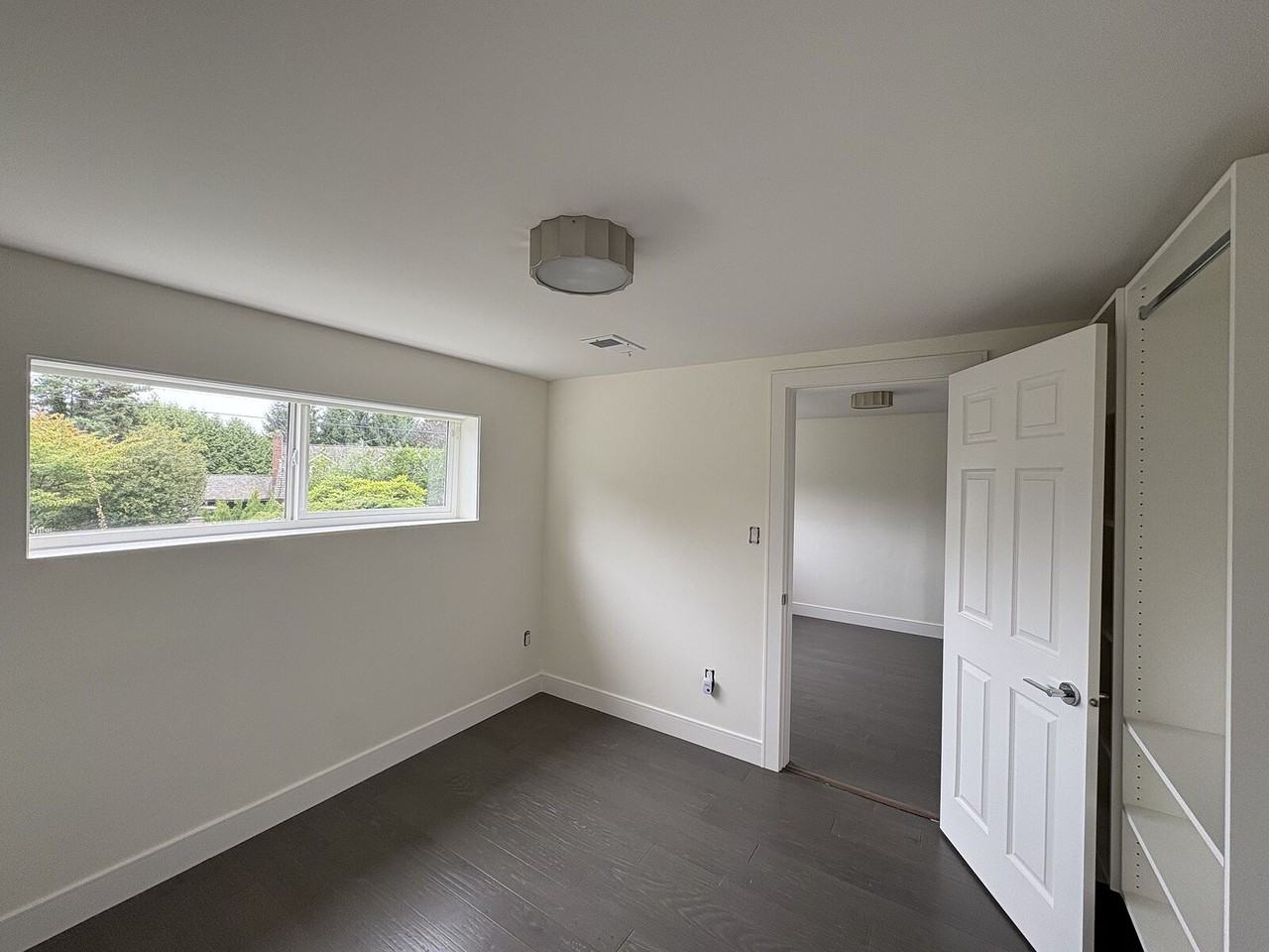 569 St. Giles Rd - Photo 3 of 17