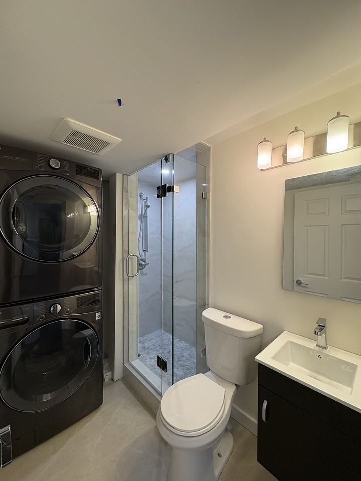 569 St. Giles Rd - Photo 5 of 17