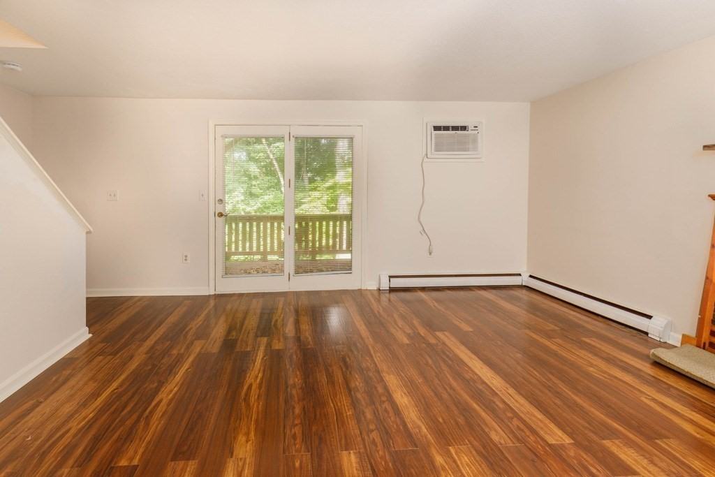 31 Macintosh Ln #31 - Photo 5 of 11
