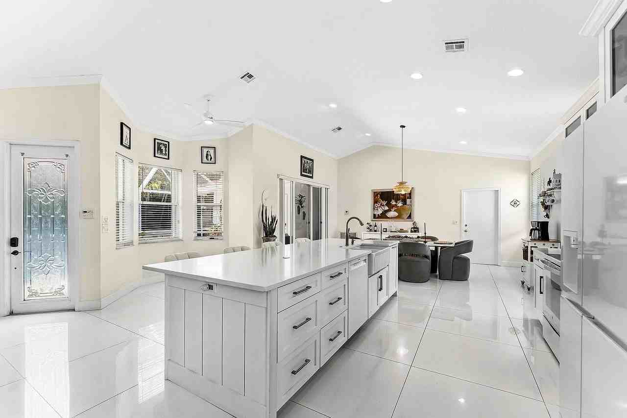 104 Hidden Hollow Dr #NA - Photo 5 of 8