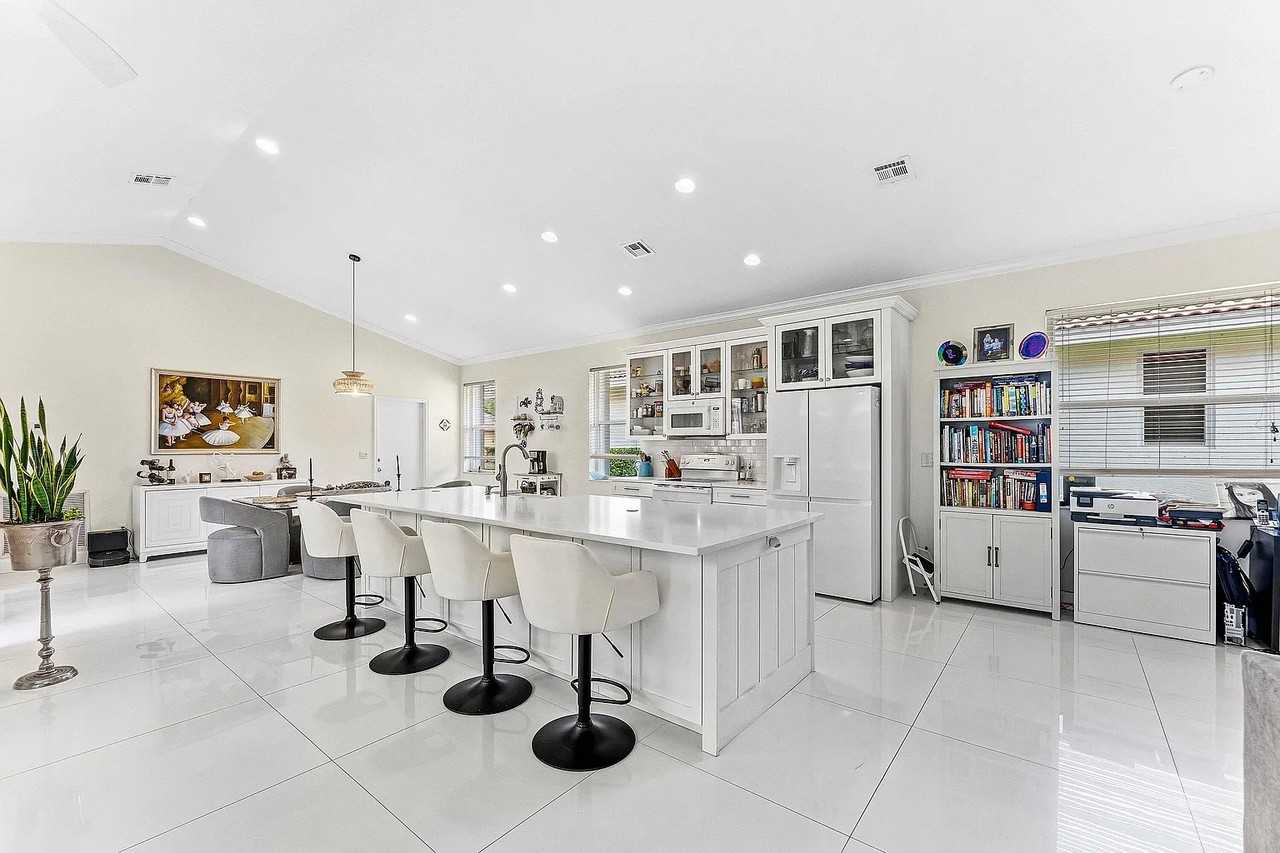 104 Hidden Hollow Dr #NA - Photo 7 of 8