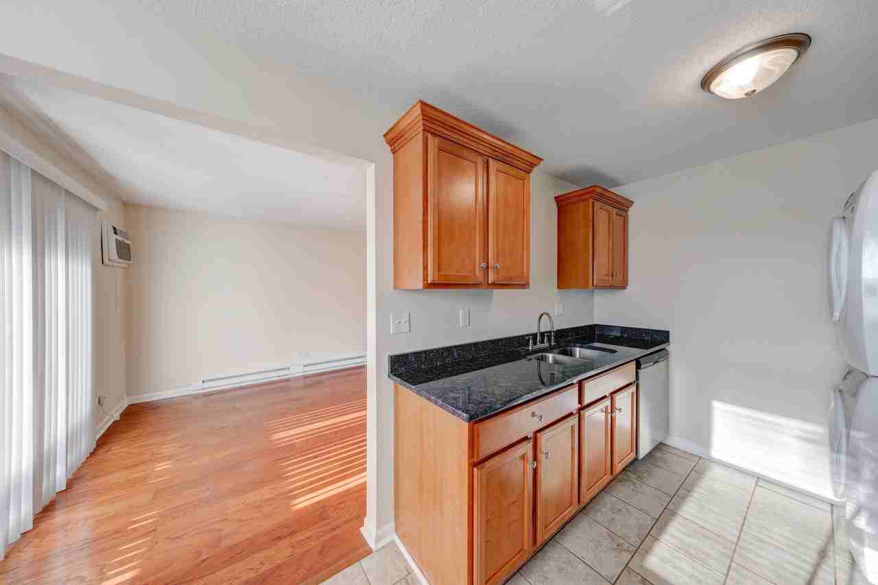 6301 W Kilgore Ave #10 - Photo 2 of 11