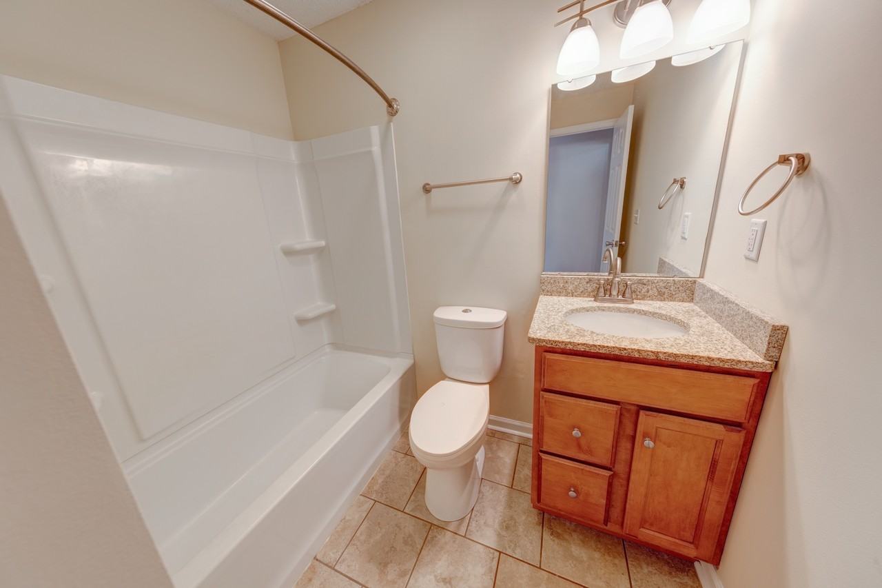 6301 W Kilgore Ave #10 - Photo 4 of 11