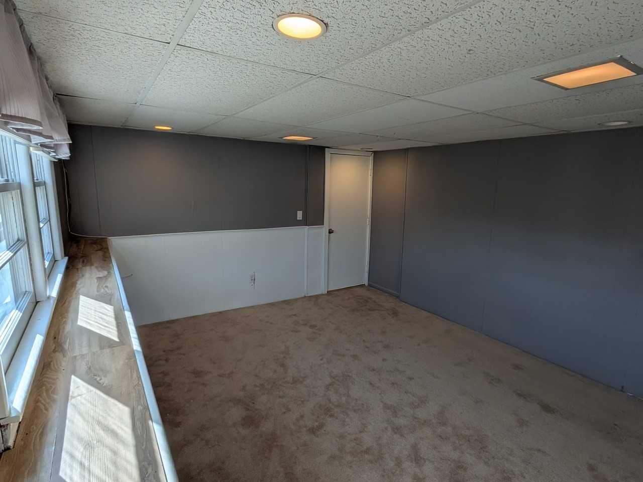 28 Halsey St #28B - Photo 4 of 8