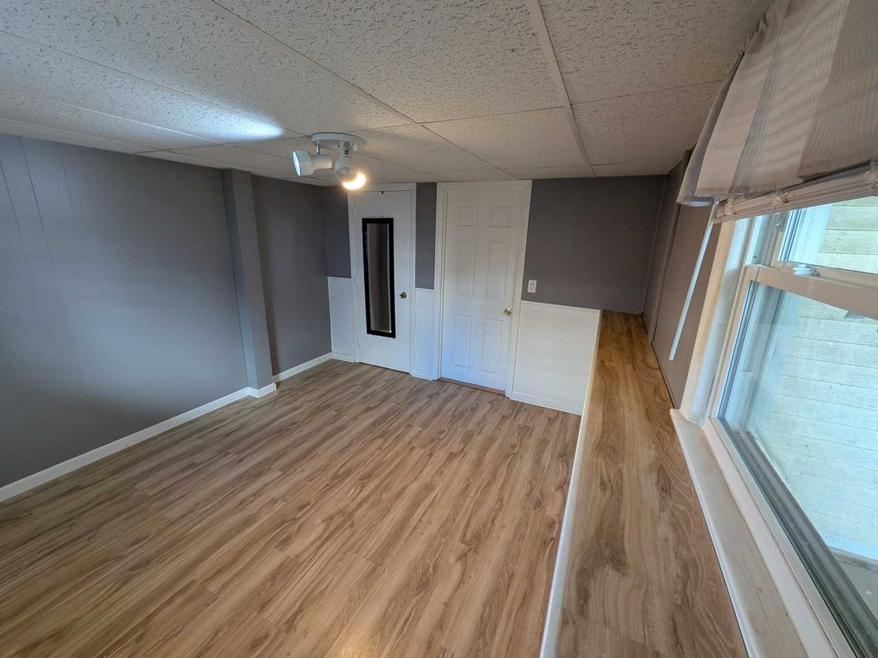 28 Halsey St #28B - Photo 5 of 8