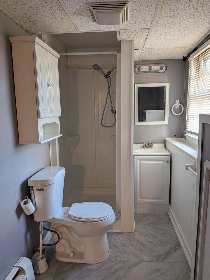 28 Halsey St #28B - Photo 7 of 8