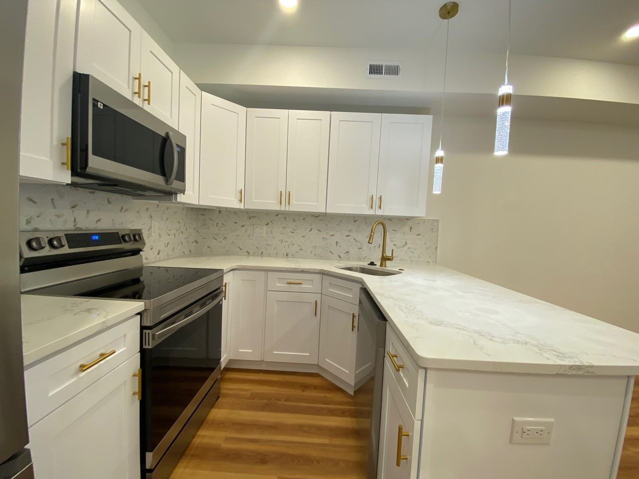 2325 Germantown Ave #3 - Photo 3 of 18