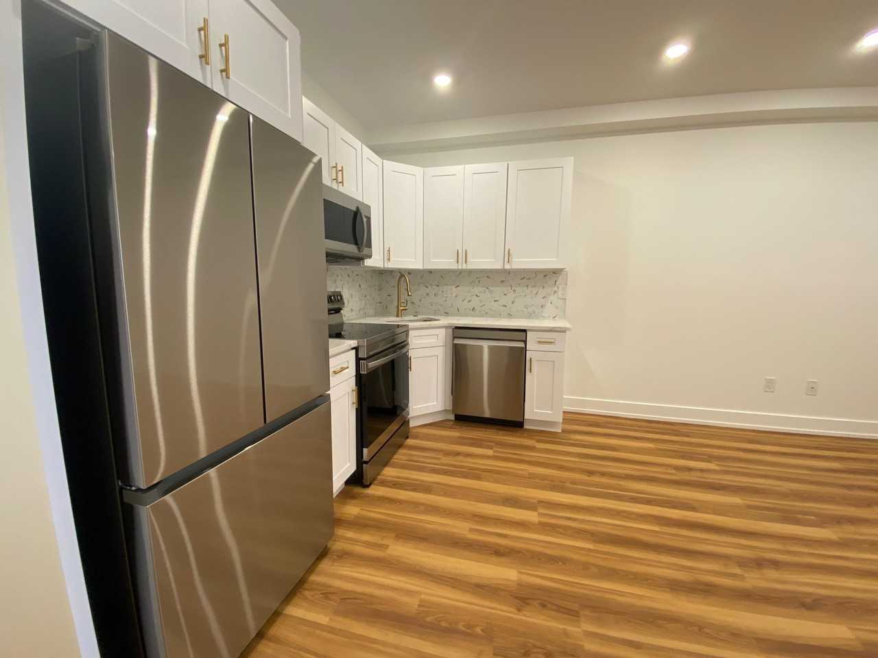 2325 Germantown Ave #2 - Photo 3 of 15