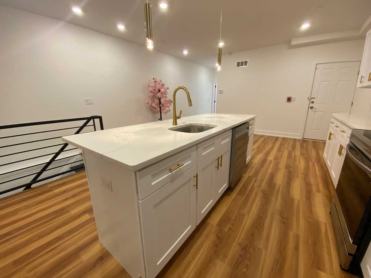 2325 Germantown Ave #1 - Photo 3 of 27