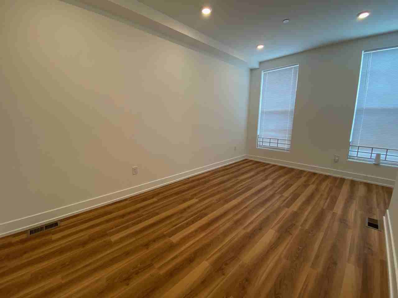 2325 Germantown Ave #1 - Photo 5 of 27