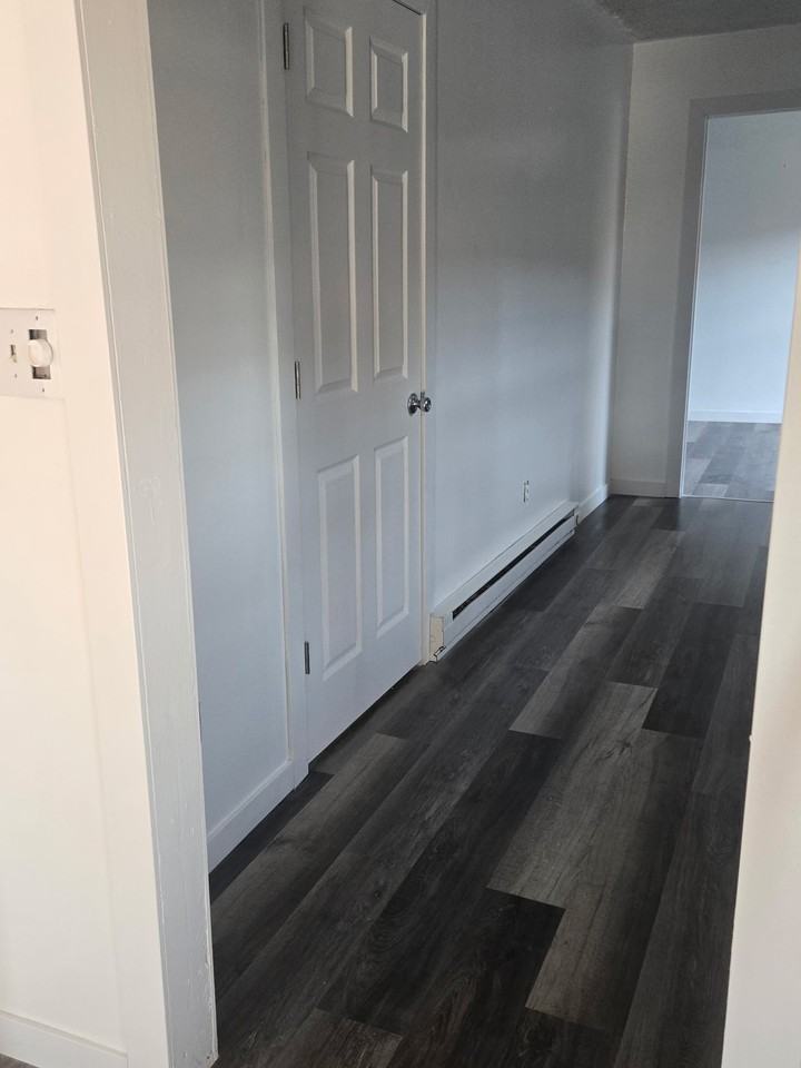 1236 S Jay St #NA - Photo 3 of 6