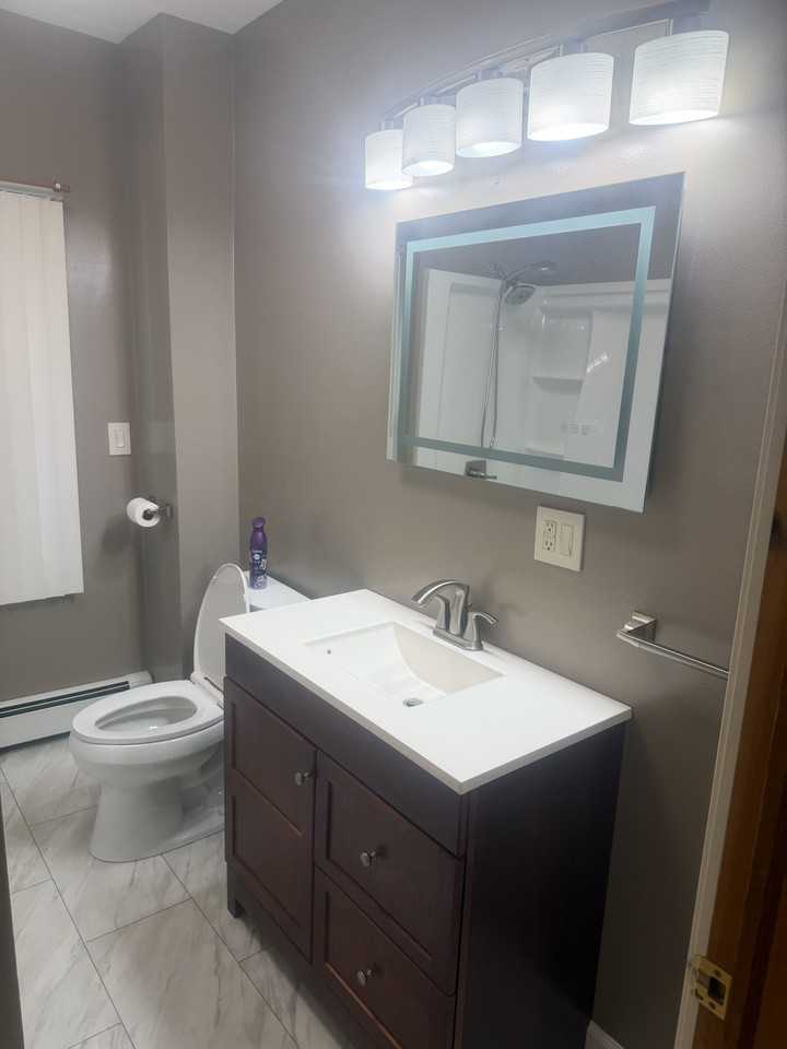 238 Rivet St #02 - Photo 4 of 19