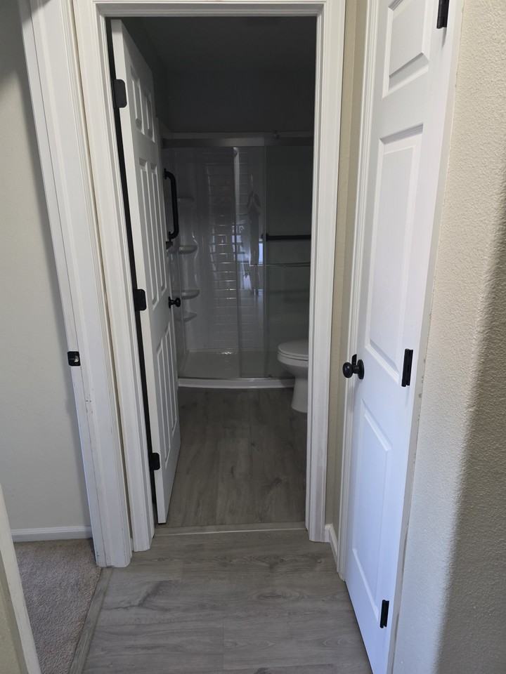 915 Pennsylvania Ave #915 - Photo 6 of 8
